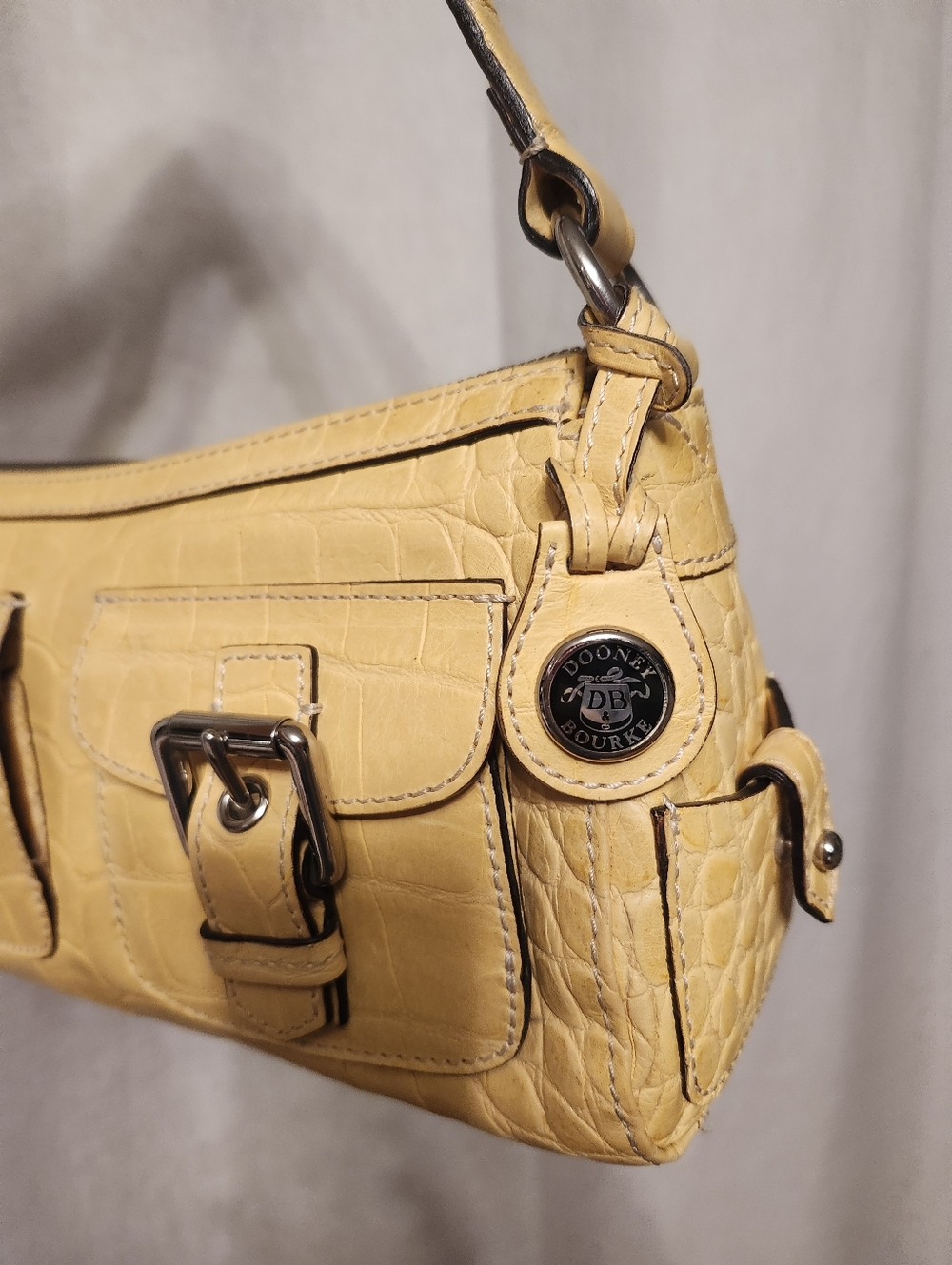 Dooney & Bourke Y2K Yellow Dandelion Leather Croc Embossed Baguette Shoulder Bag - Picture 7 of 8